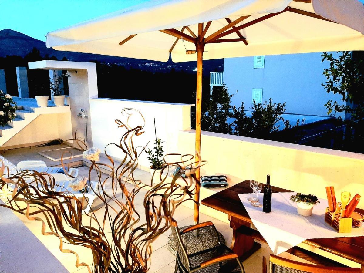 Villa "Amber" Luxury Apartments With A Pool Mlini Exterior photo