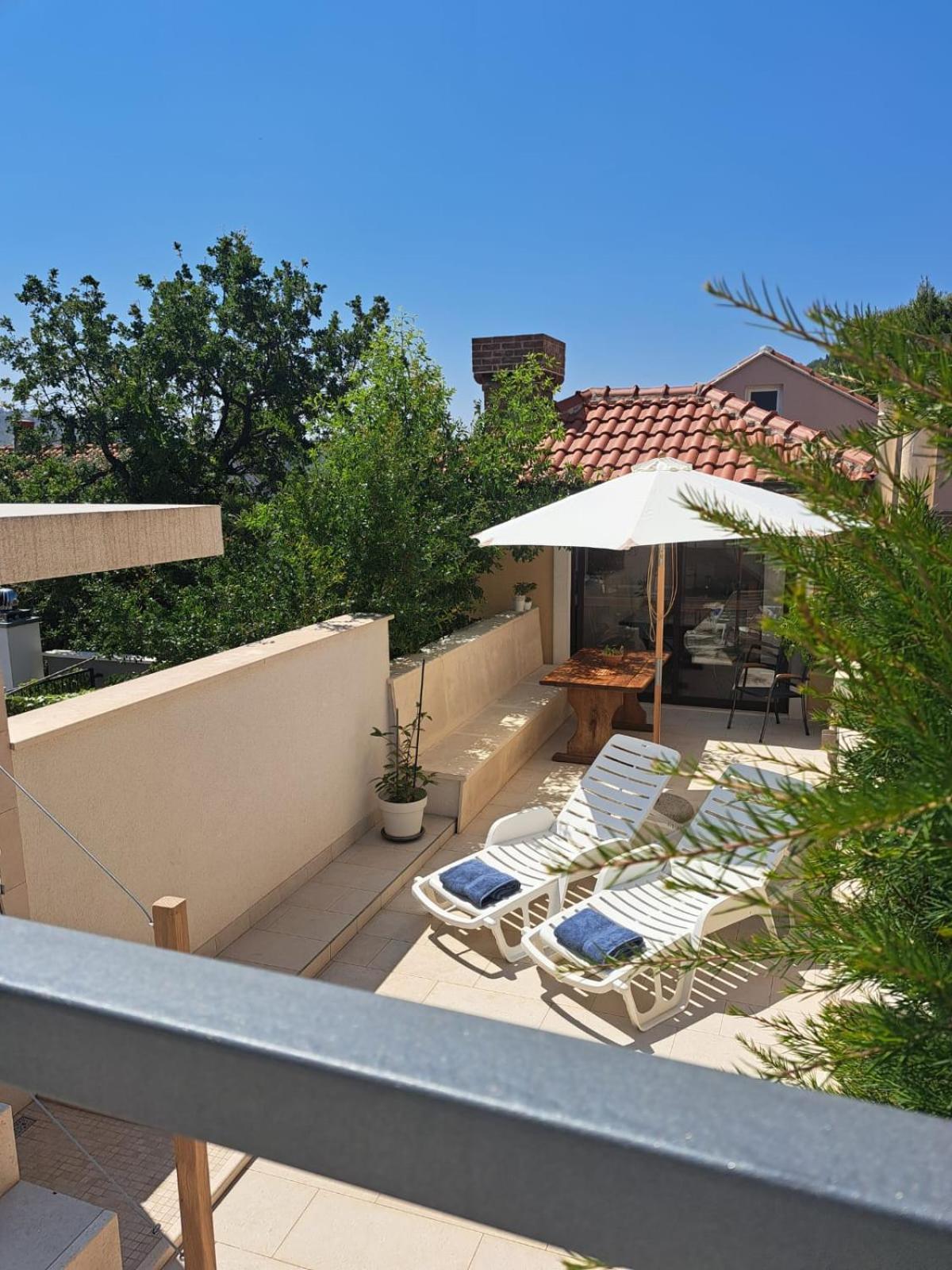 Villa "Amber" Luxury Apartments With A Pool Mlini Exterior photo