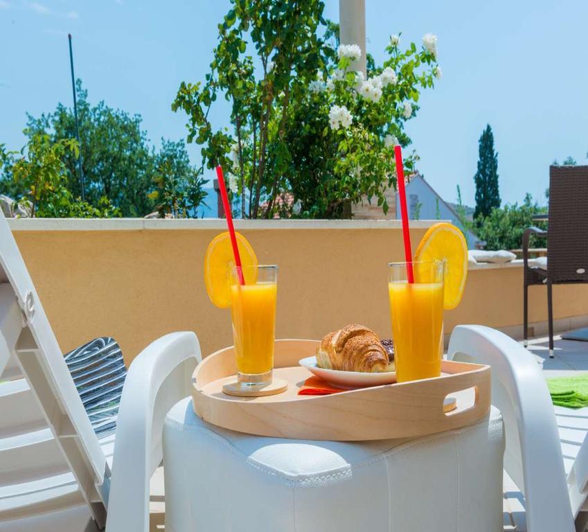 Villa "Amber" Luxury Apartments With A Pool Mlini Exterior photo