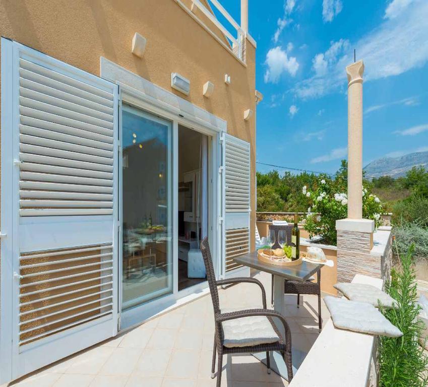 Villa "Amber" Luxury Apartments With A Pool Mlini Exterior photo
